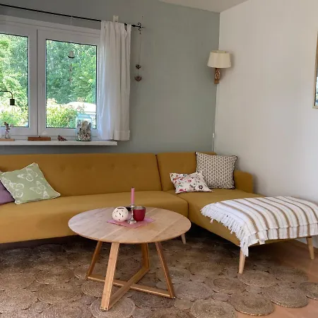 Apartment Am Wasser Im Gruenen *