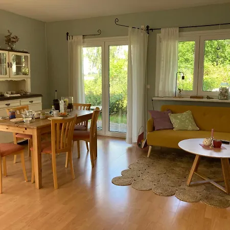 شقة Am Wasser Im Gruenen