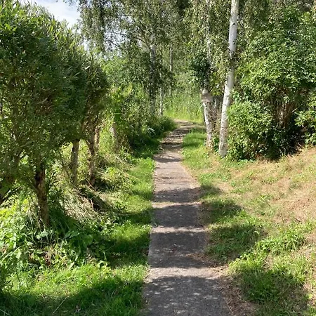 شقة Am Wasser Im Gruenen
