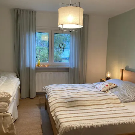 Am Wasser Im Gruenen Apartment Zecherin